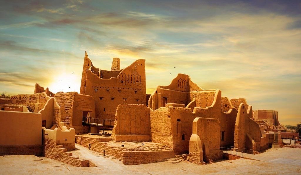 خلفية يوم التأسيس