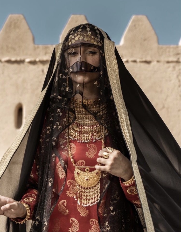 الملابس الشعبية التراثية